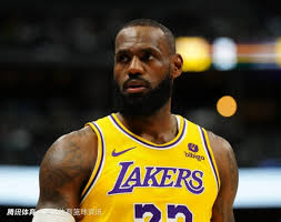 正稳步向超 正稳步向超